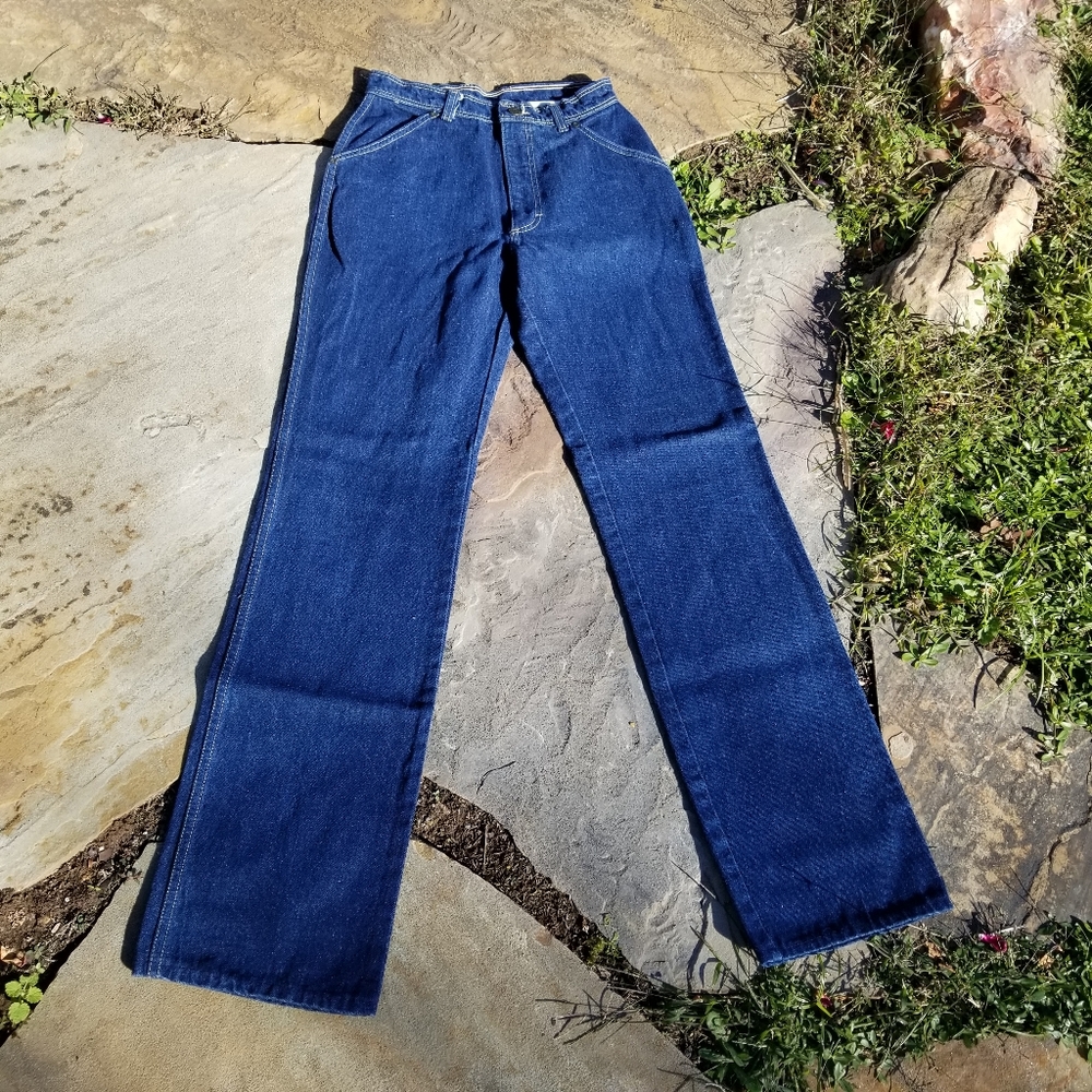 Vintage Oscar dela Renta, 28/34 straight legged, dark blue jeans